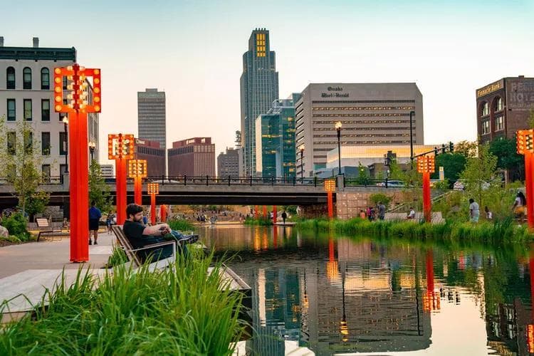 Abstract gallery banner